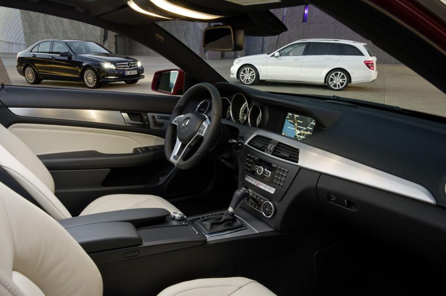  Mercedes-Benz C350 CDI Station Wagon 2011 года  (фото 3 из 21)